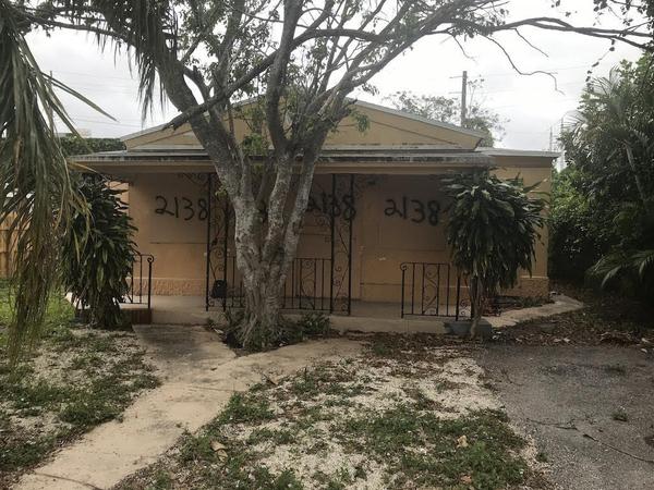 2138 Taylor St Hollywood, Fl 33020,