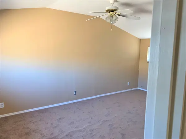 761 S Ocotillo Dr, Apache Junction, AZ 85120