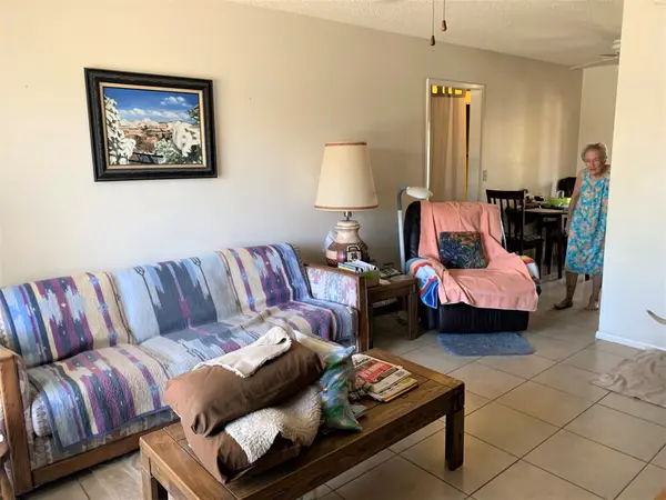 6154 West McKinley Street, Phoenix, AZ 85043