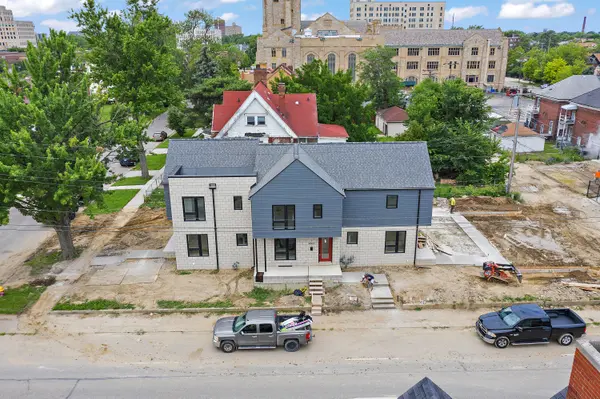 8007 John R St, Detroit, MI 48202
