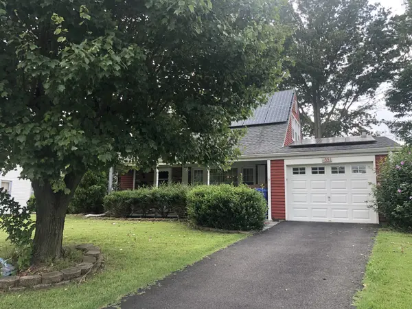 35 Newtown Ln, Willingboro, NJ 08046