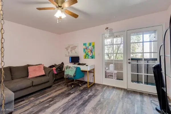 1425 E Desert Cove Ave Phoenix #18B, Az 85020,