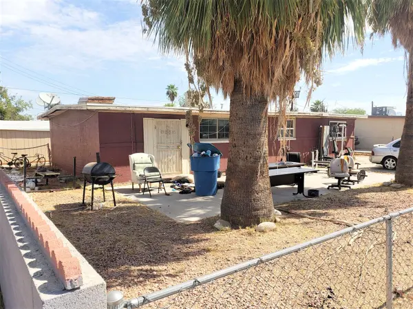 1902 E Lynne Ln, Phoenix, AZ 85042