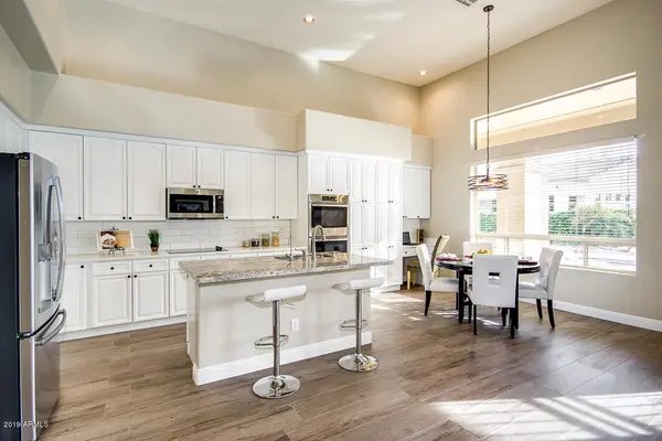 77 East Louis Way, Tempe, AZ 85284