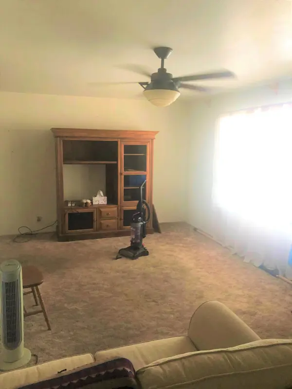 5515 E Dallas St, Mesa, AZ 85205