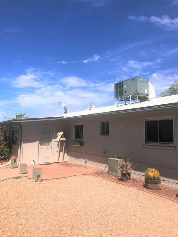 5515 E Dallas St, Mesa, AZ 85205