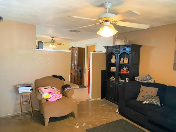 1602 N 65th Ave Phoenix, Az 85035,