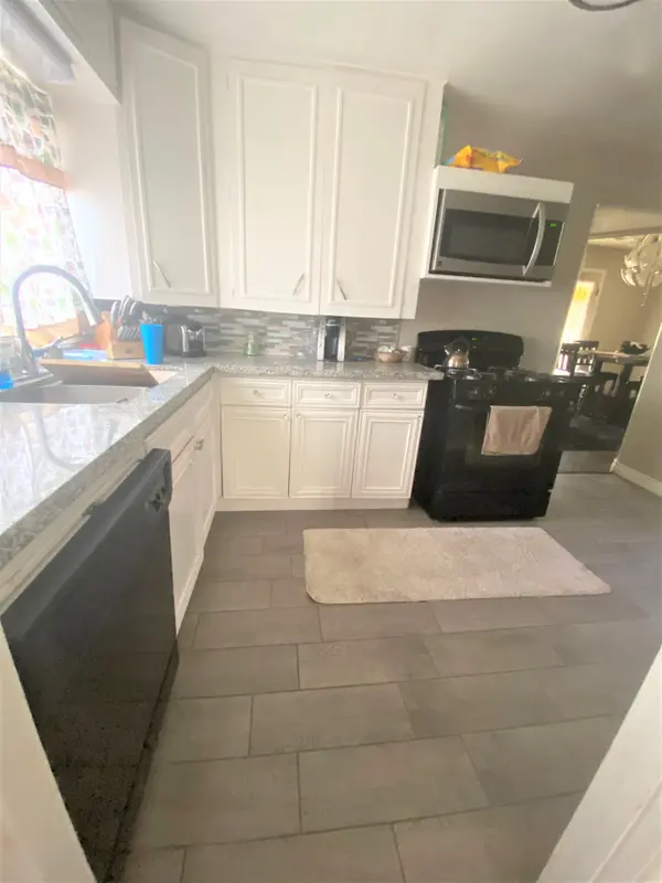 836 E Alta Vista Rd  Phoenix, Az 85042,