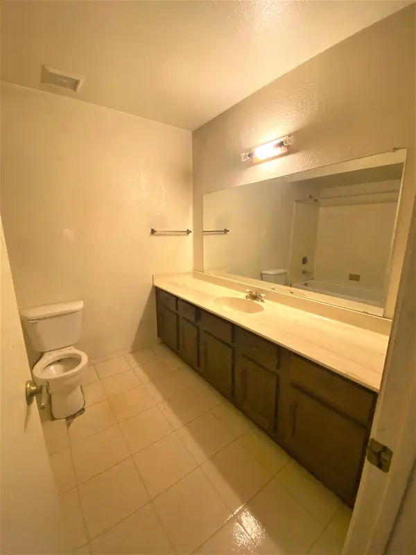3946 W Meadow Dr, Glendale, AZ 85308