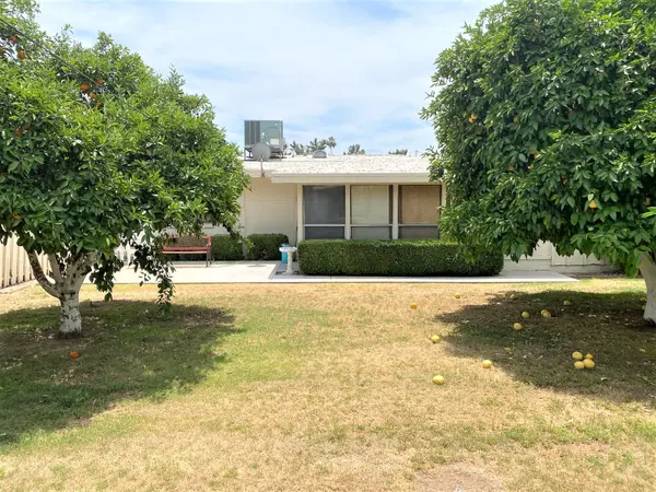 10264 W Snead Cir S, Sun City, AZ 85351