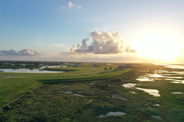 TBD Seashore Lake #Lot 97, Port O'connor, TX 77982