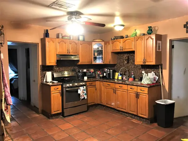 2934 E Portland St, Phoenix, AZ 85008