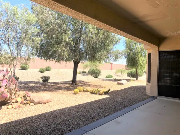21418 N Black Bear Lodge Dr, Surprise, AZ 85387