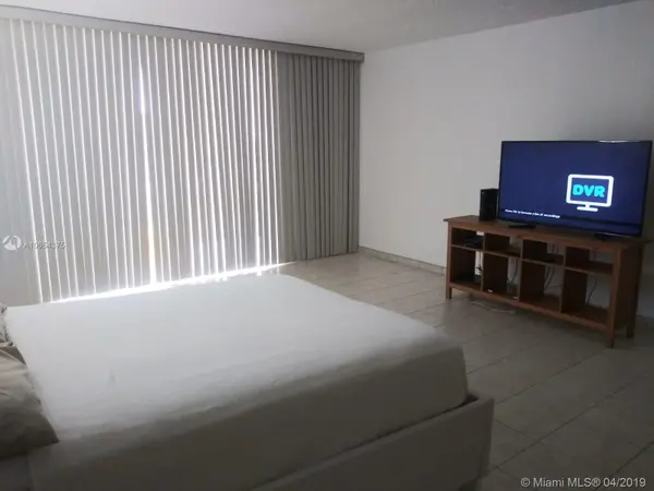 1470 NE 125th Ter #804, North Miami, FL 33161