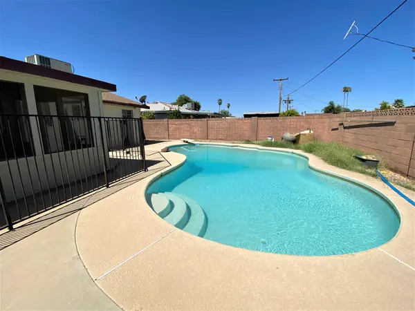 2102 W Cactus Wren Dr Phoenix, Az 85021,