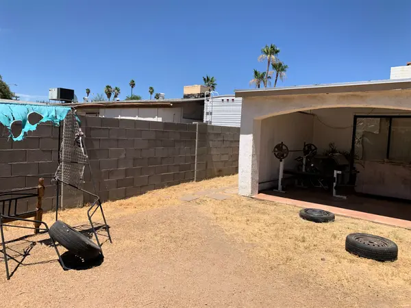 5741 W Pierson St, Phoenix, AZ 85031