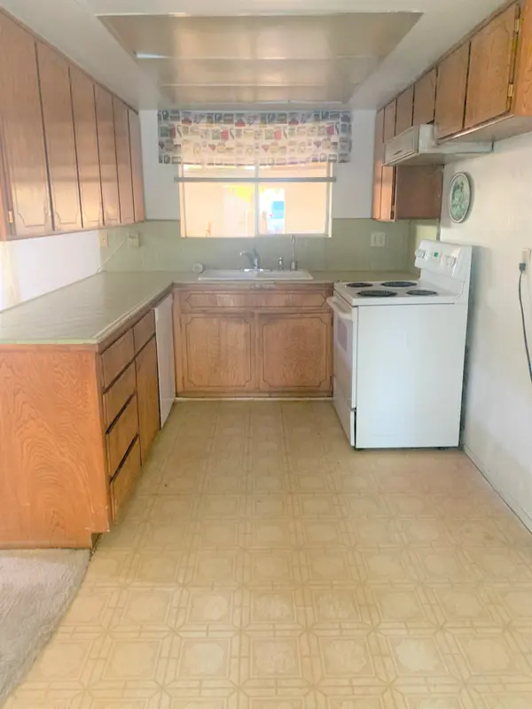 3533 West Griswold Road, Phoenix, AZ 85051