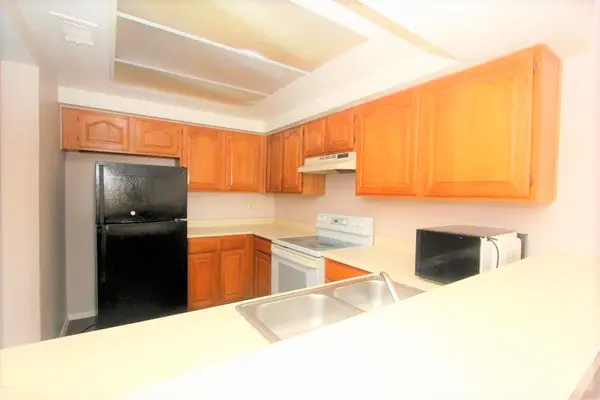 2201 W Union Hills Dr Unit 211 Phoenix AZ 85027