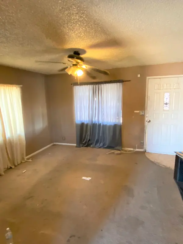 2536 East Wier Avenue, Phoenix, AZ 85040