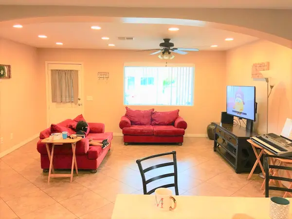 1042 East Diana Avenue, Phoenix, AZ 85020