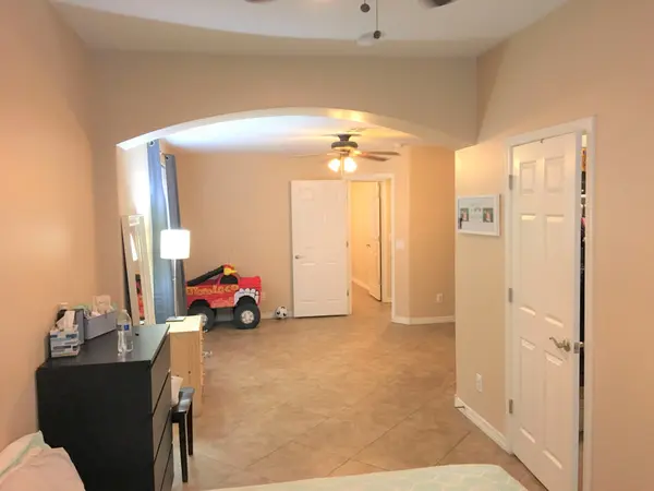 1042 East Diana Avenue, Phoenix, AZ 85020