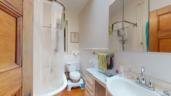 715 Centre St #301, Jamaica Plain, MA 02130