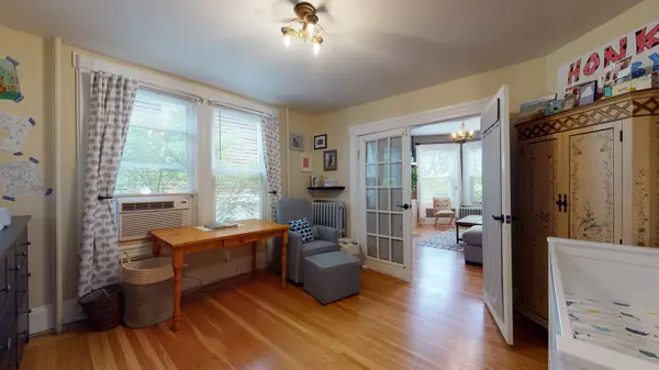 47 Oakview Ter #1, Jamaica Plain, MA 02130