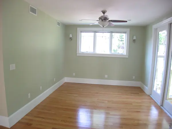 275 Lamartine St #3, Jamaica Plain, MA 02130