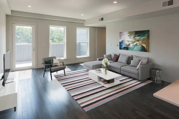 3389 Washington St #401, Jamaica Plain, MA 02130