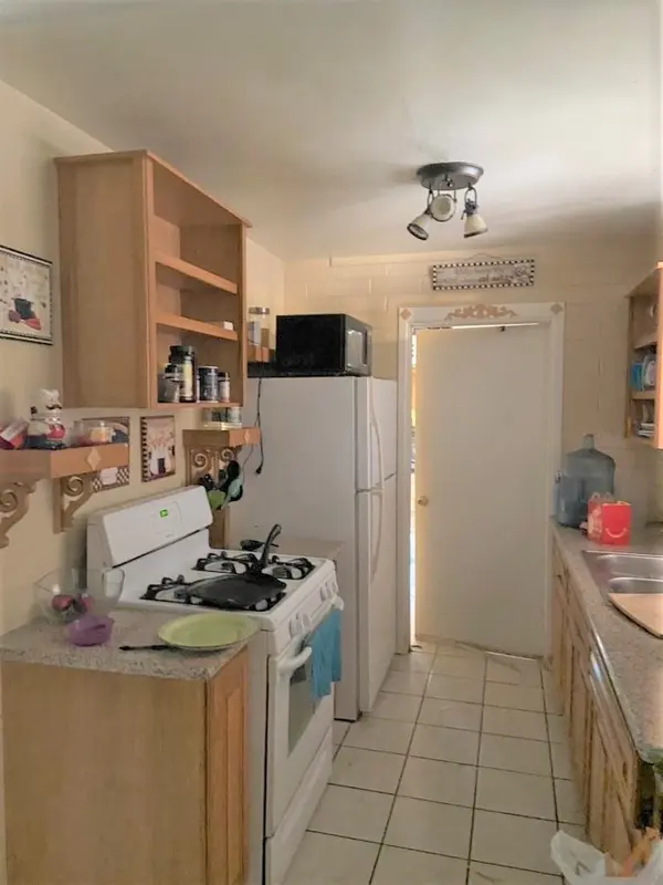 3213 West Montebello Avenue, Phoenix, AZ 85017