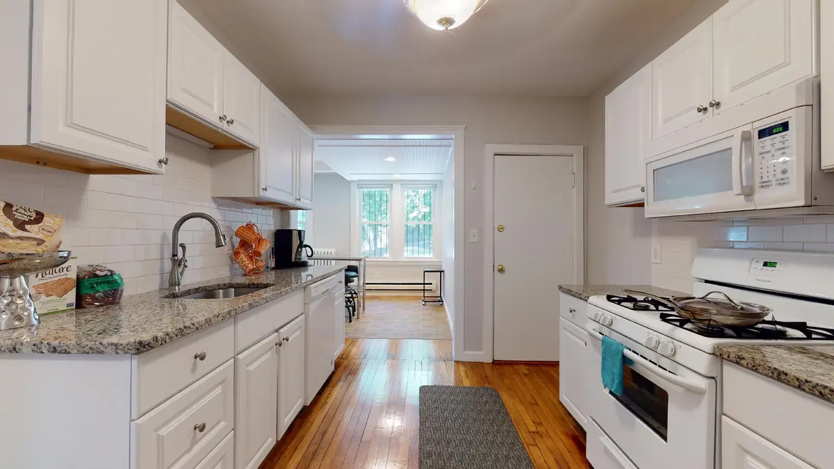 9 St Peter St #1, Jamaica Plain, MA 02130