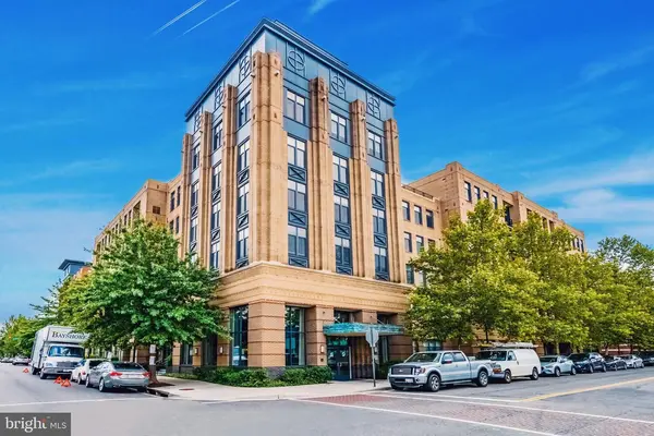 525 N Fayette St #314, Alexandria, VA 22314