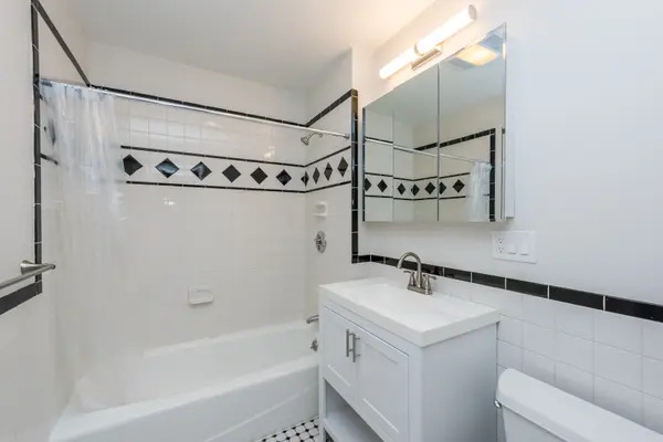 434 Centre St #1, Jamaica Plain, MA 02130