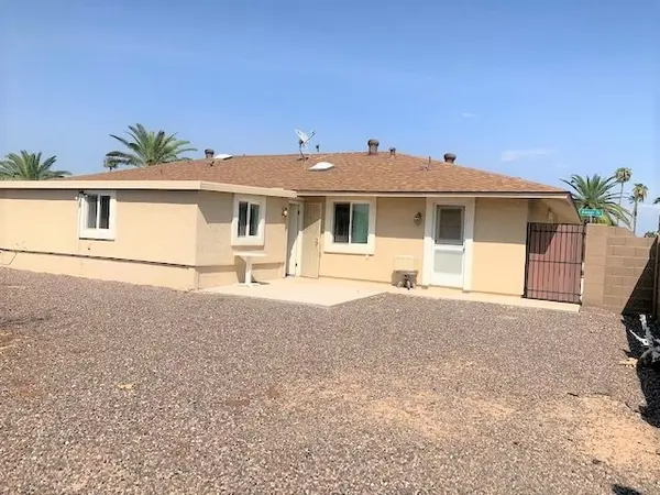 10705 W Amber Trl, Sun City, AZ 85351