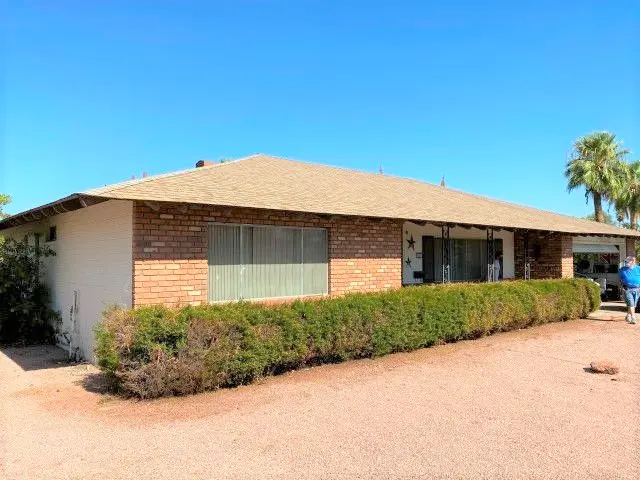 607 South Revolta Circle, Mesa, AZ 85208