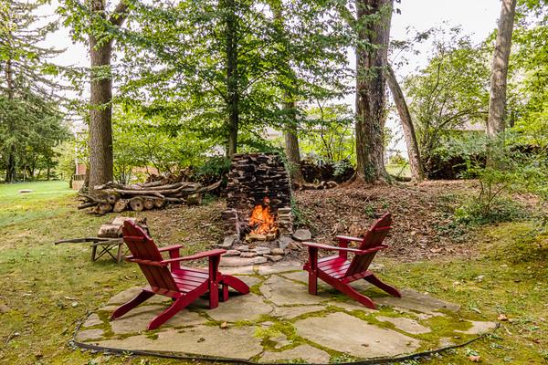 North Wales, PA 19454,604 S Sumneytown Pike