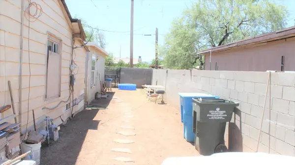 2435 West Yuma Street, Phoenix, AZ 85009
