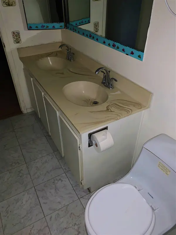 5237 W Port Au Prince Ln, Glendale, AZ 85306