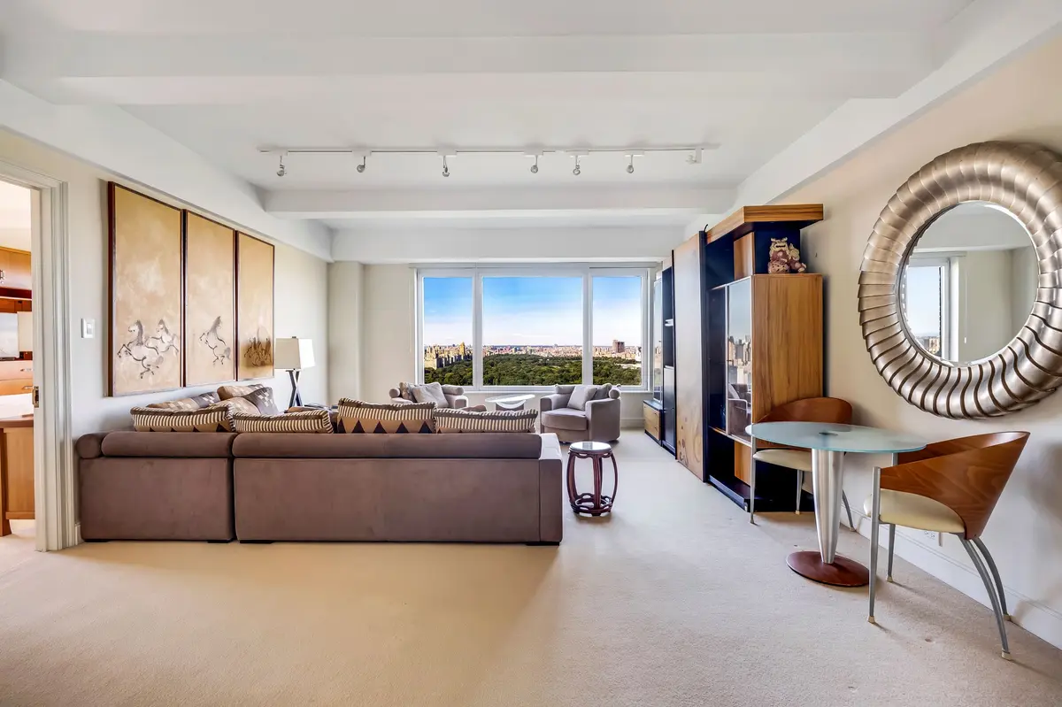 160 Central Park S #3703, New York, NY 10019