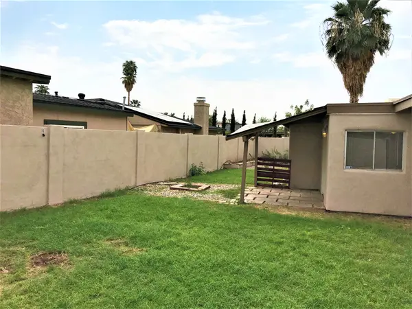 2009 North 46th Street, Phoenix, AZ 85008