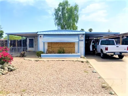 2141 North Summer Street, Mesa, AZ 85203