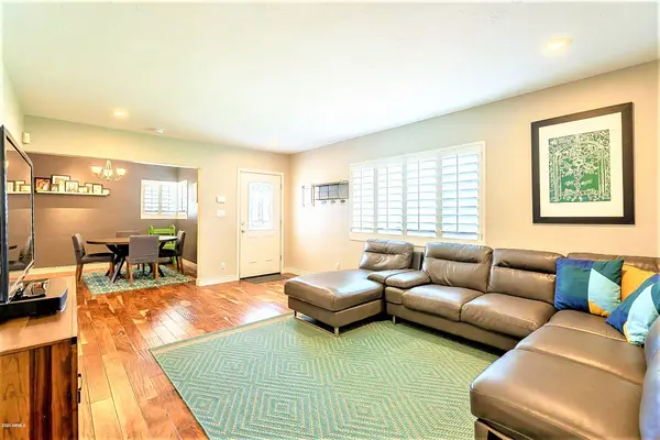 3813 North 33rd Street, Phoenix, AZ 85018
