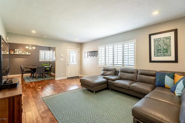 3813 North 33rd Street, Phoenix, AZ 85018