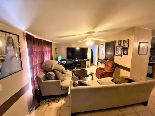 238 N 82nd Pl, Mesa, AZ 85207