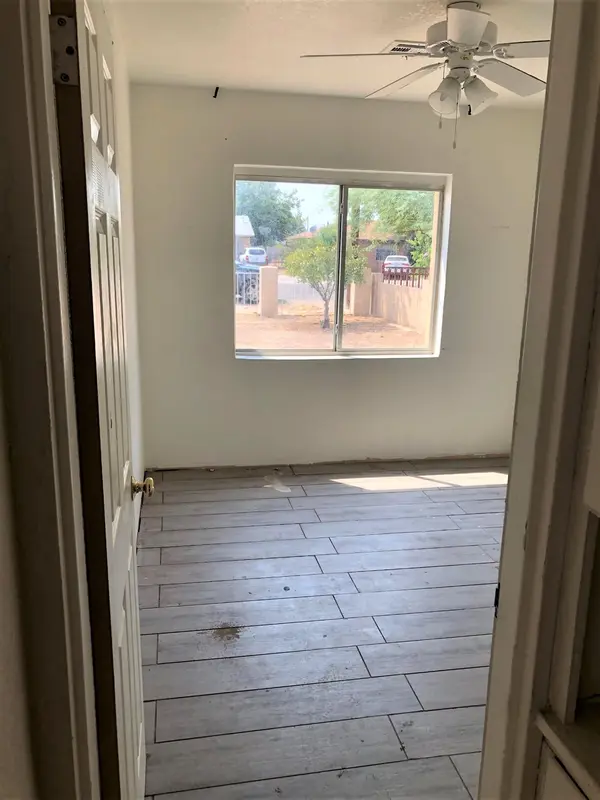 2030 E Oak St, Phoenix, AZ 85006