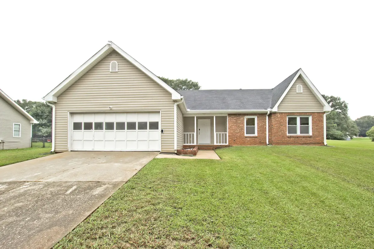 35 Buckeye Cir, Covington, GA 30016