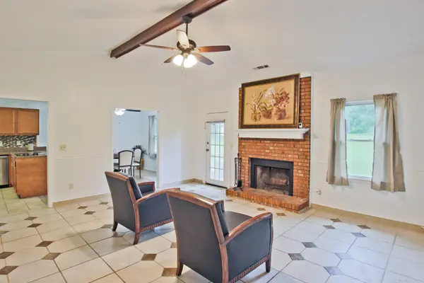 35 Buckeye Cir, Covington, GA 30016