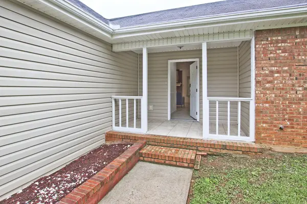 35 Buckeye Cir, Covington, GA 30016