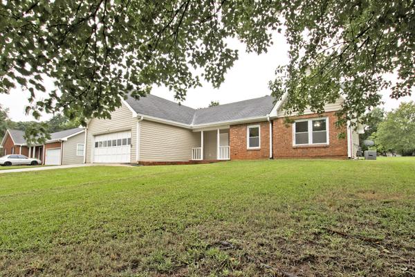 35 Buckeye Cir, Covington, GA 30016