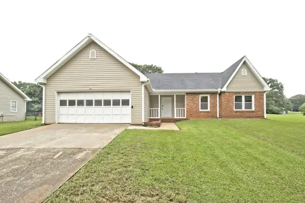 35 Buckeye Cir, Covington, GA 30016